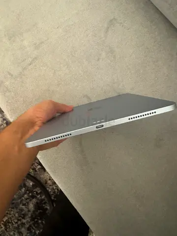 iPad Air M3 11inch 128 gb  (blue) Wi‑Fi  -as new Condition
