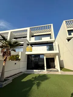 Luxury Casa Luxo Villa | Private Garden | Premium Finishes