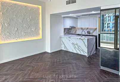 Renovated 2BR | Beach Access | Skyline View