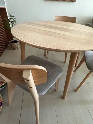 IKEA Lisabo Light Wood Round Dining Table with 3 Matching Chairs - Scandinavian Style