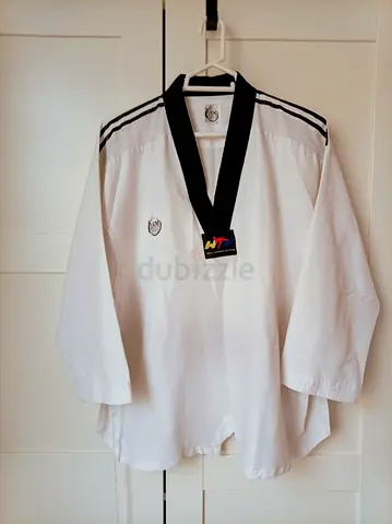 Taekwondo Dobok Uniform with Black Trim - Size S