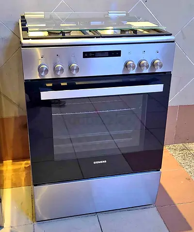 Siemens Combination Cooker 4 Burner