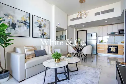 MIRACLE GARDEN VIEW | FURNISHED | MODERN