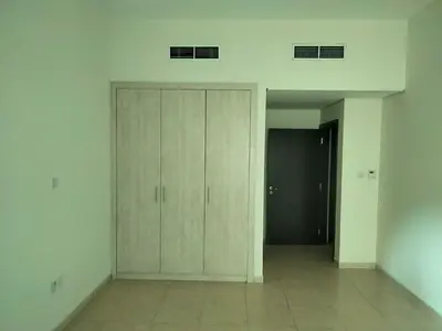 CHILLER FREE GASS FREE SPACIOUS 2BHK NEAR TO RIGGA METRO POOL GYM PARKING FREE 80K IN 4 CHEQUES
