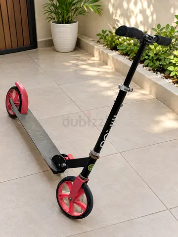 Big wheel kick scooter (7 to 10 years old can use)