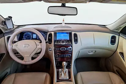 صورة 9 لـ 2015 Infiniti QX50