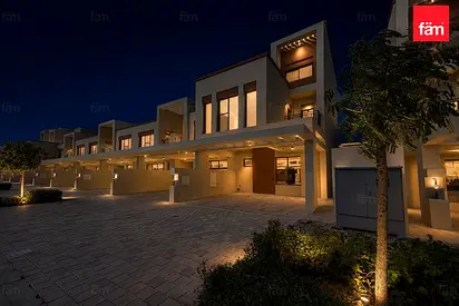 Middle Corner Unit| Close To Lagoon| Maids Room