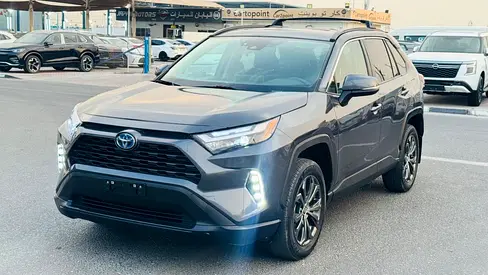 Toyota RAV4 XLE 2023 - Clean American Specs