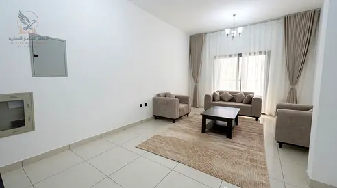 شقة غرفة وصالة مفروشة للإيجار في عجمان الراشدية 2 أول ساكن فرش جديد بلكون وباركن خاص شامل الفواتير والانترنت
