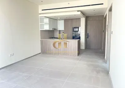 Big Layout | Private Pool | Semi Furnished