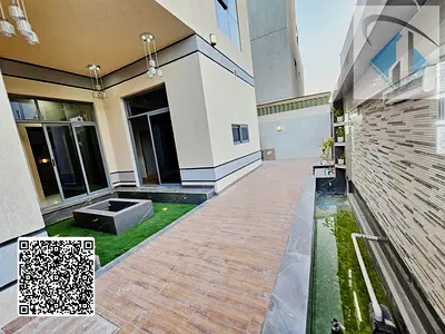 فيلا بمساحات كبيرة | تملك حر لجميع الجنسيات | واجهة حجر فاخرة | مقابل الخدمات والحديقة وشارع الشيخ محمد بن زايد