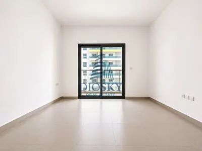 Pet Friendly | Pool View | Ready & Vacant