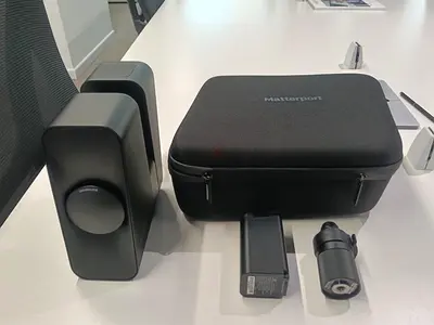 Matterport Pro2 3D Camera Kit with Charger and Carry Case
