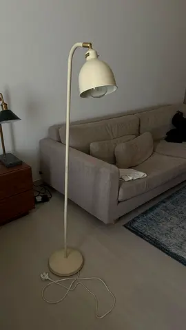 Ikea RÖDFLIK Floor/Reading Lamp — Light Beige, incl. lightbulb-  Brand New
