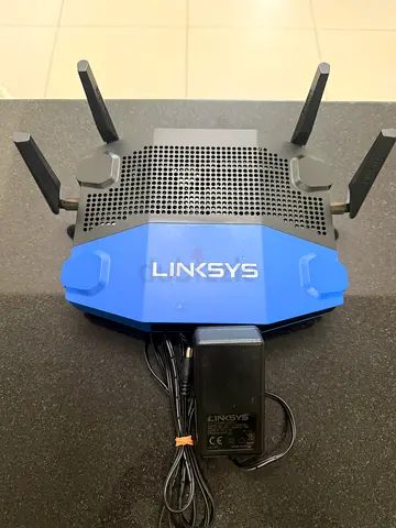 Linksys WRT1900ACS V2 Tri-Band Wireless Router (Excellent Working Condition)