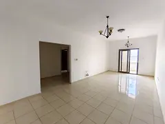 Lavish huge 2bhk apartment with balcony built-in wardrobe with made room near to school zone muwalia