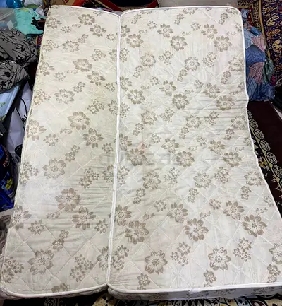 Queen Size Medical  mattress for Sale Urgent