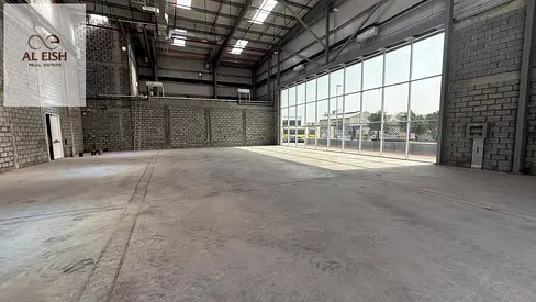 FRONT-FACING STORAGE WAREHOUSE | AL QUOZ | 4,450 SQ. FT.