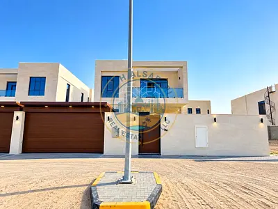 فيلا جديدة بالكامل 5 غرف نوم للبيع في الحوشي | 3.95 مليون درهم