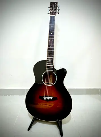 Tanglewood TW45 R VSE Semi-Acoustic Guitar
