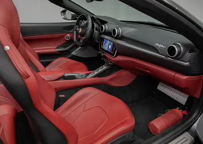 2019 Ferrari PORTOFINO — миниатюра 13