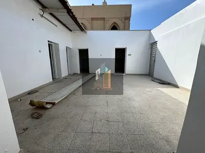 Independent 4 rooms villa with 2 washroom for rent near kuwait hospital ready for shift