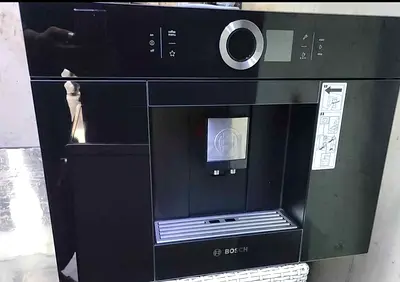 Bosch Built-in Fully Automatic Coffee Machine Series 8 (Black Finish)