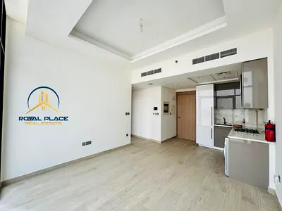 HOT OFFER I CHILLER FREE I TWO WASHROOMS