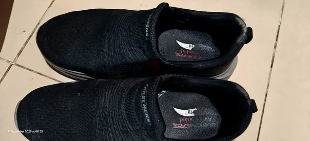 Used Skechers Shoes