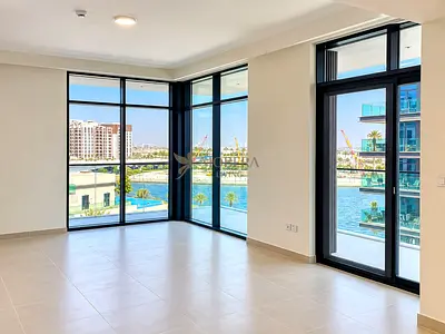 SPACIOUS 3BR | WATERFRONT LIVING | THE COVE II