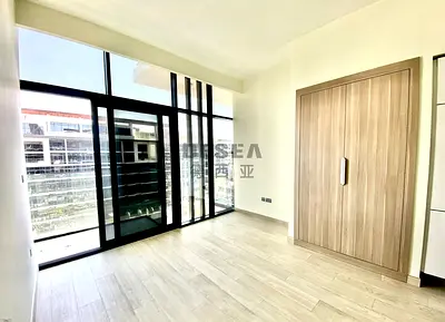 Spacious Layout | Boulevard View | Vacant