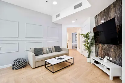 Stunning 2BR APT with Sauna and Gym | Furnished | Flexible term