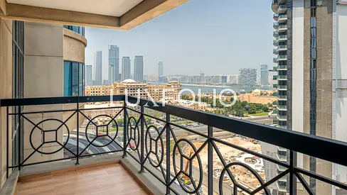 Vacant I Stunning Finish I Sea View