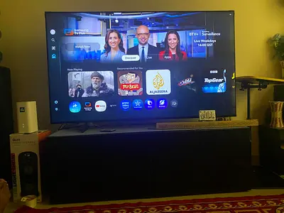 Urgent Sale! Samsung 55-inch Smart LED TV in excellent working condition