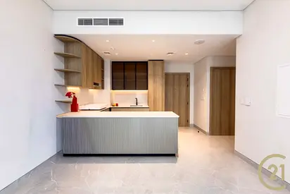 Largest Layout | Corner Unit I 2bed + Maid