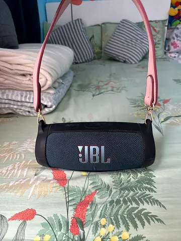 JBL Portable Bluetooth Speaker (good working condition)