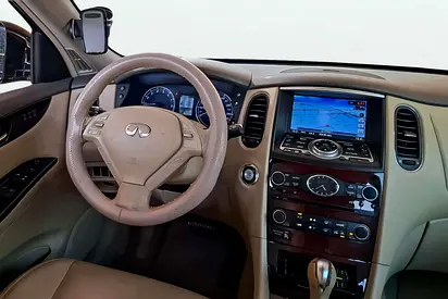صورة 10 لـ 2015 Infiniti QX50