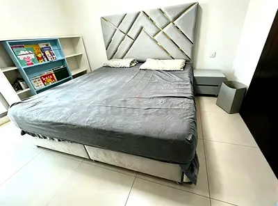 Queen size 1.8m *2m bed with mattress, good condition