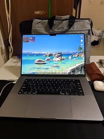 MacBook Pro 16-inch (Space Gray) - A++ Condition Personally used no box but charger available, 94% B