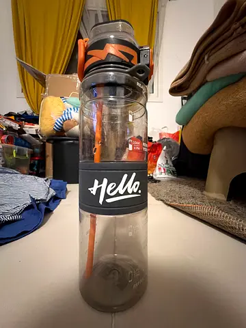 Reusable sports water bottle with straw - 1L