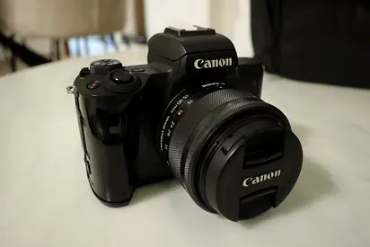 Canon eos M50