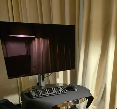 Asus ROG SRTIX 32" 4K OLED XG32UCWG
