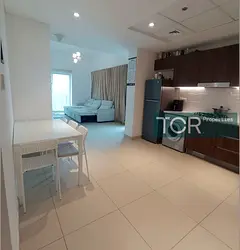 Skyline Oasis | Modern 1-Bedroom | Prime Location