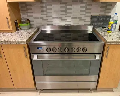 Bompani Electric Cooker 90 cm Perfect Working Condition