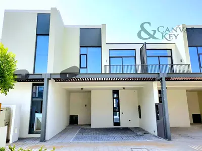 CLOSE TO AMENITIES | PRIME LOCATION | WELL MAINTAINED