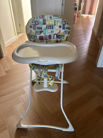 Baby feeding chair Graco