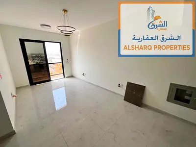 أول ساكن بـ 3 حمامات وغرفتين ماستر وستور وبلكونة إطلالة مفتوحة | الصناعية على شارع خليفة قرب سيتي سنتر ومخرج دبي