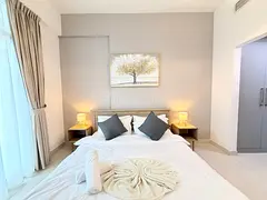 Large 1 BR | FURNISHED | CLOSE TO METRO