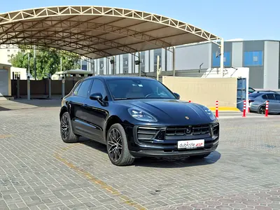 AED 4407/month | 2025 Porsche Macan  | GCC Specs | Ref#513348