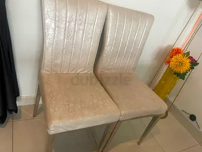 Dining table for sell 6 seater